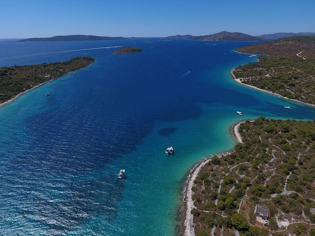 Holiday Batarelo Trogir Exterior photo